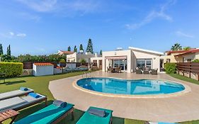 Villa Marina Sunrise By Ezoria Villas